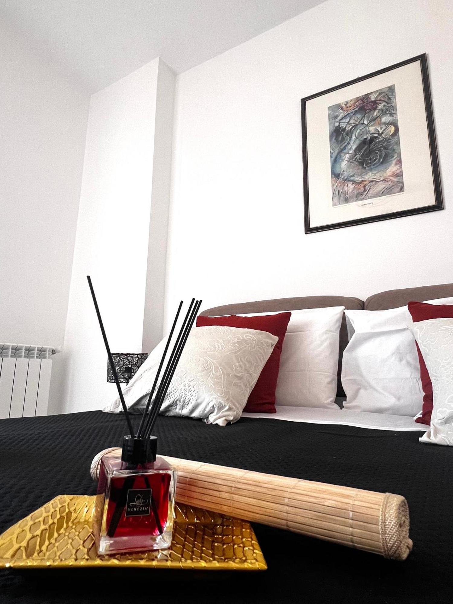 Roma Airport Sky Apartments Fiumicino Buitenkant foto